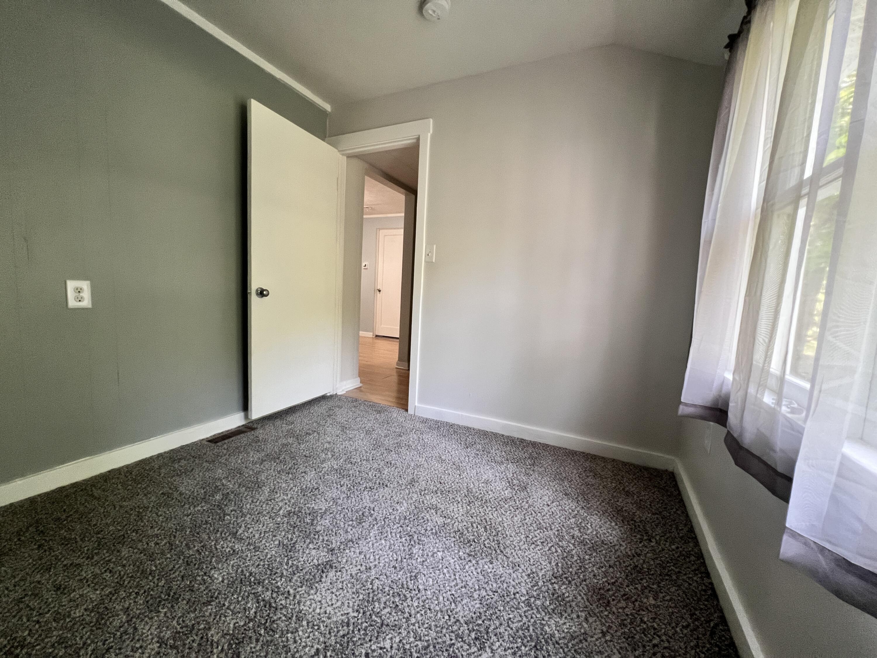 3216 Hall Road Muskegon, MI 49442 - Photo 26 of 33 IMG_0949