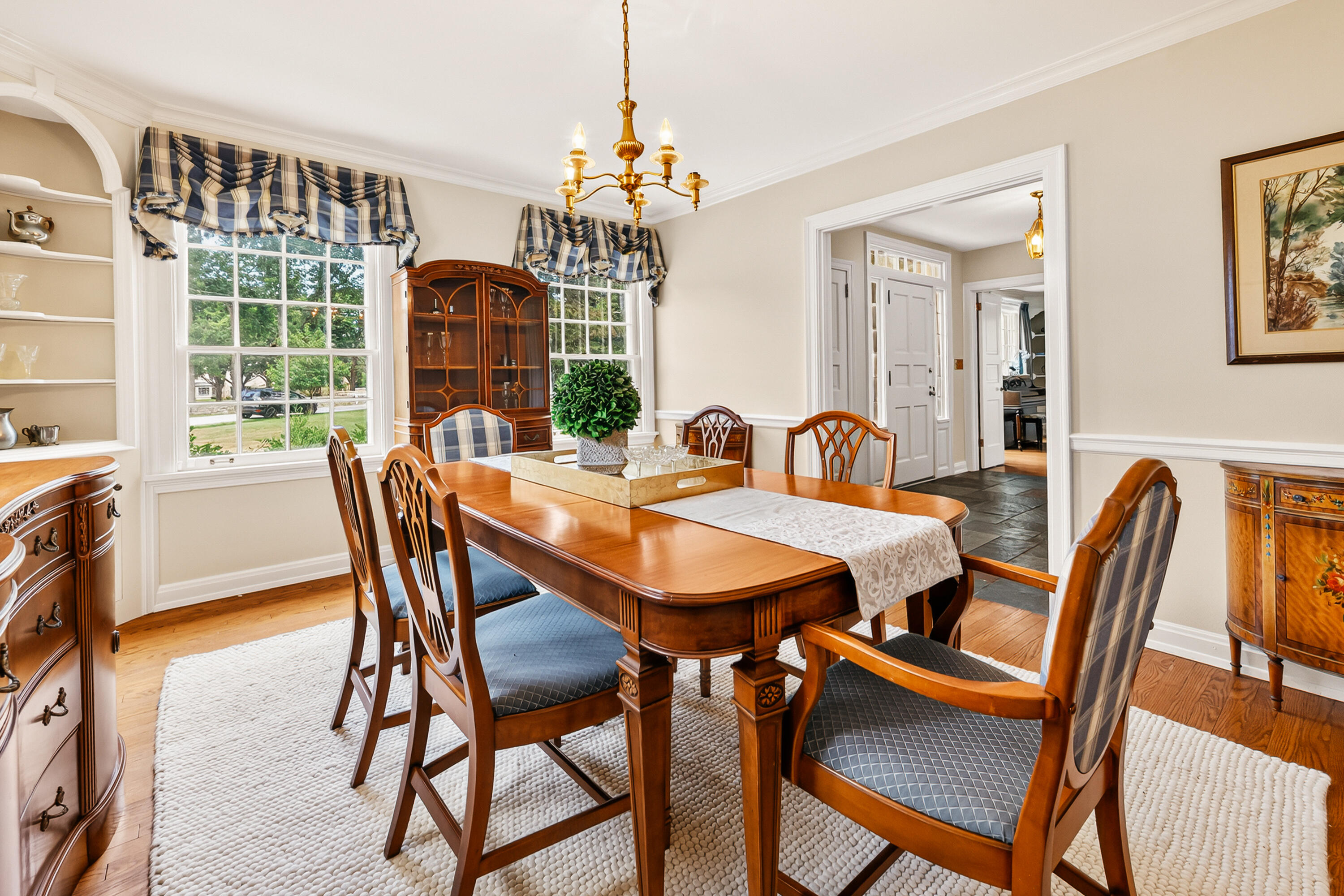 7307 North Bridge Lane Fox Point, WI 53217 - Photo 32 of 86 Dining Room