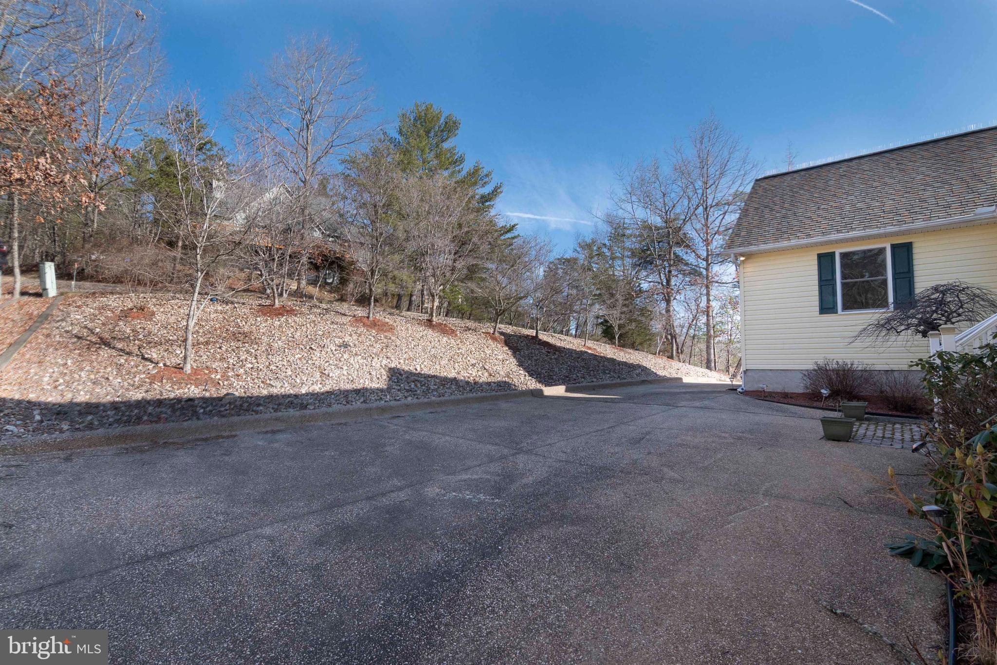 1232 Lee Road Basye, VA 22810 - Photo 76 of 81 Gallery Image 76