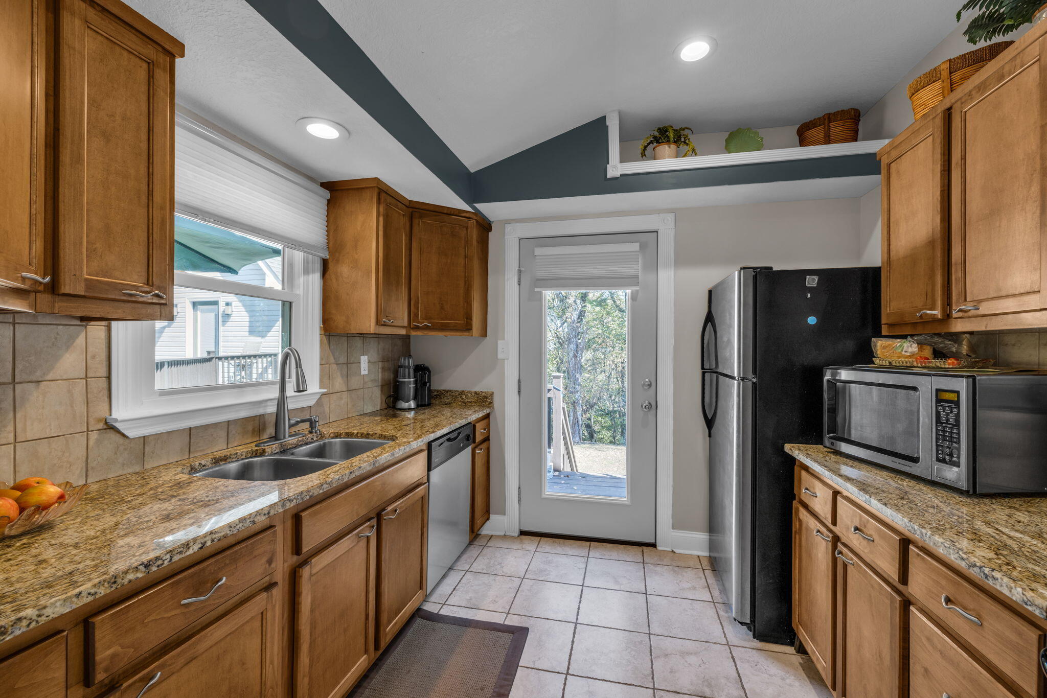 6572 Fairview Road Hixson, TN 37343 - Photo 9 of 53 19-web-or-mls-6572-fairview-rd