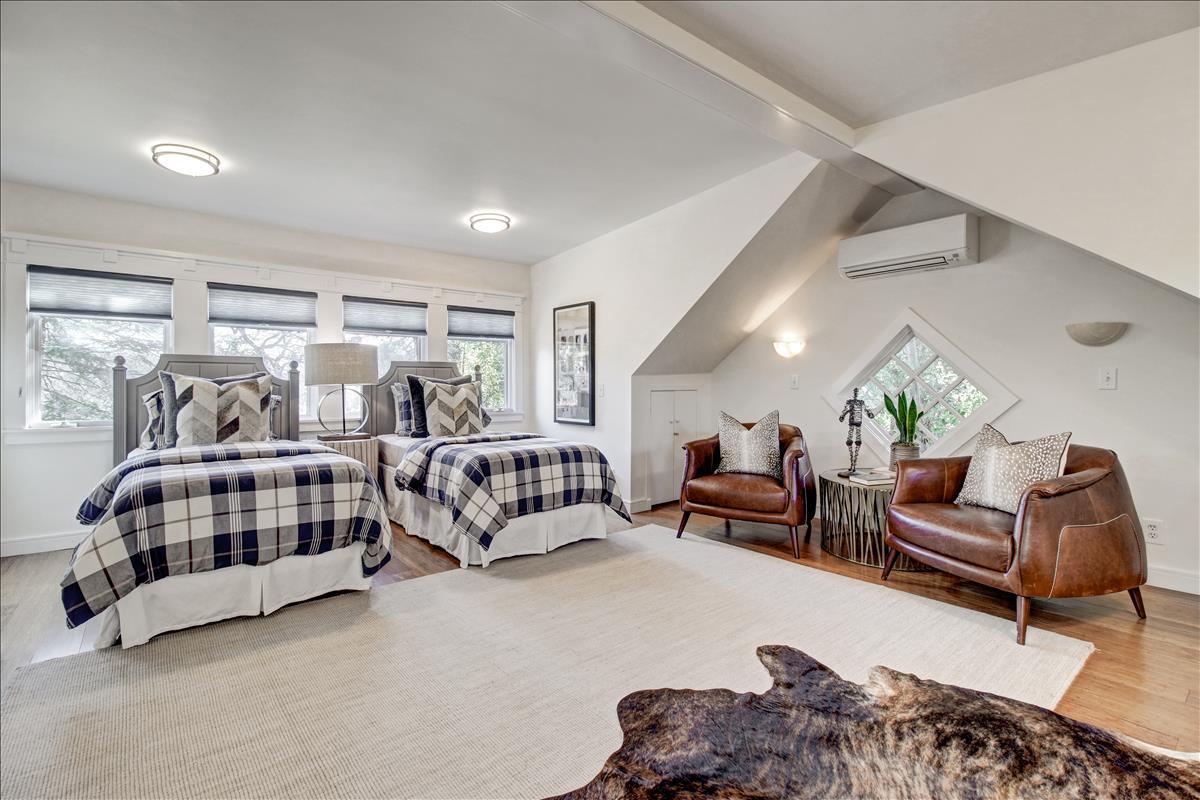 836 Creek Drive Menlo Park, CA 94025 - Photo 26 of 39 a bedroom with furniture and a large window