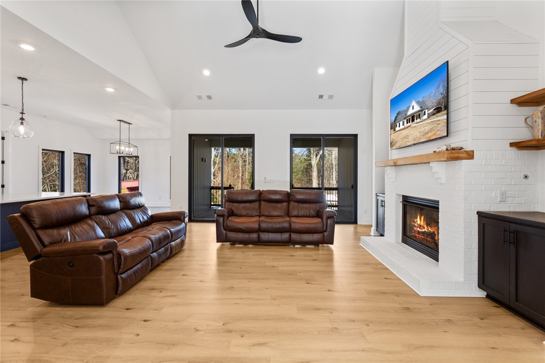 310 T U 1 Walhalla, SC 29691 - Photo 5 of 50