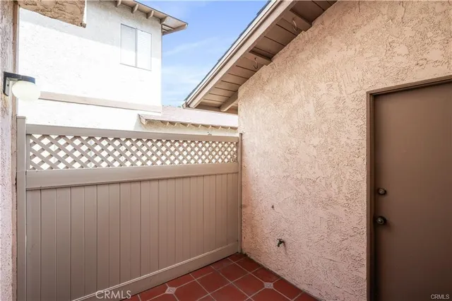 $995 | 25626 1/2 Oak Street, Lomita, CA 90717
