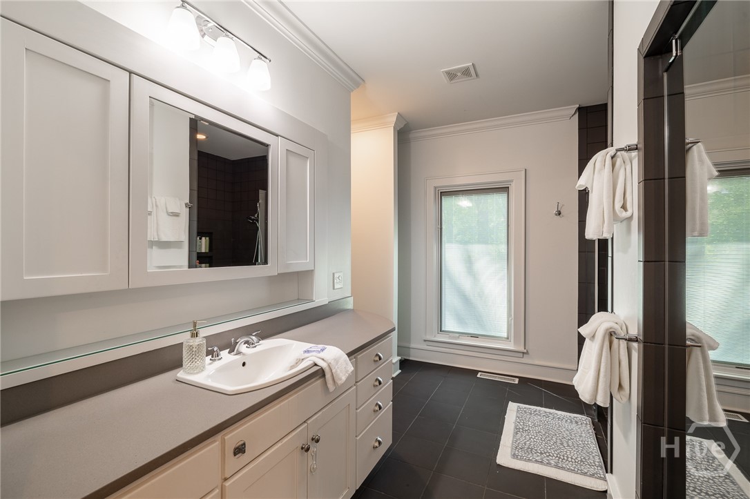 385 Woodward Way Athens, GA 30606 - Photo 16 of 73