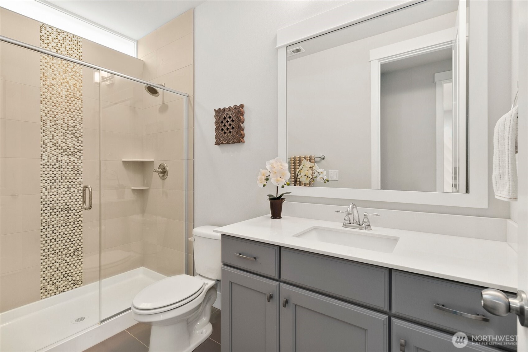 305 Field Place Southeast Renton, WA 98059 - Photo 18 of 40