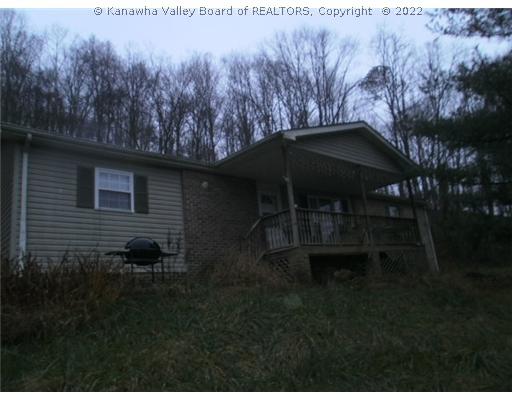 222 Easter Road Nitro, WV 25143 - Photo 2 of 13 Exterior Front.