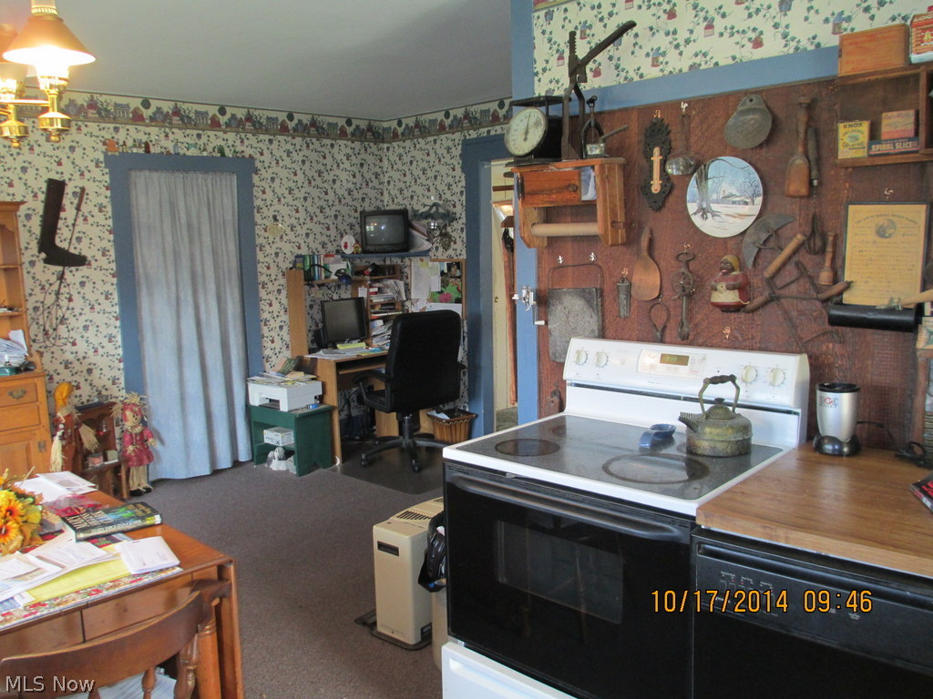 970 Center Road Conneaut, OH 44030 - Photo 3 of 14