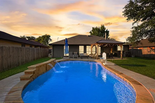 $273,000 | 3317 Fairmeadows Lane, Fort Worth, TX 76123