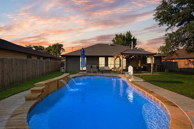 $273,000 | 3317 Fairmeadows Lane, Fort Worth, TX 76123