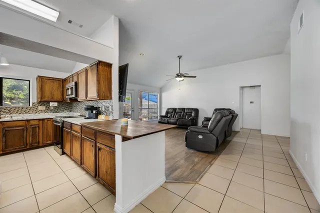 $273,000 | 3317 Fairmeadows Lane, Fort Worth, TX 76123