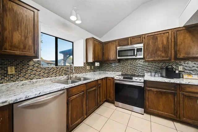 $273,000 | 3317 Fairmeadows Lane, Fort Worth, TX 76123