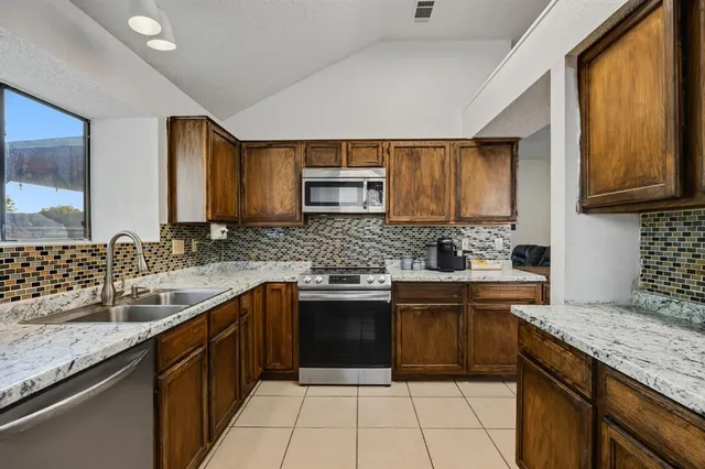 $273,000 | 3317 Fairmeadows Lane, Fort Worth, TX 76123