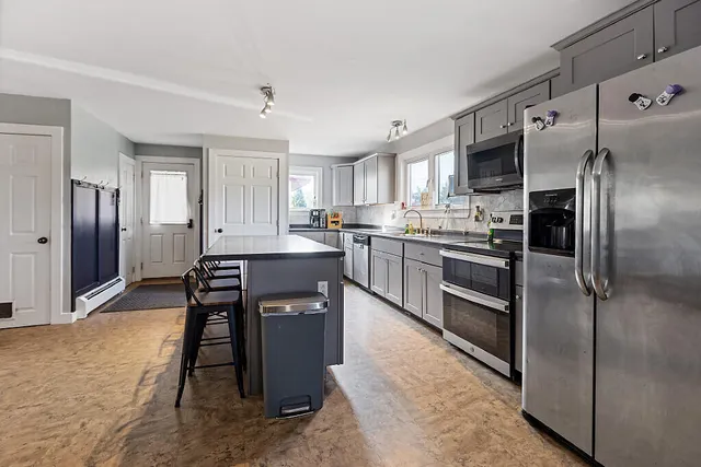 $270,000 | 304 Eastern Avenue, Augusta, ME 04330