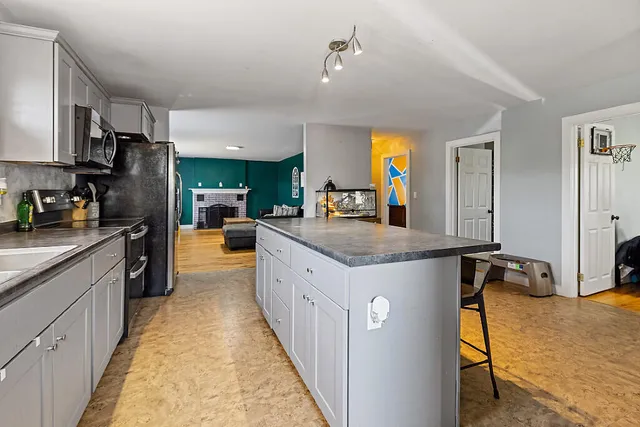 $270,000 | 304 Eastern Avenue, Augusta, ME 04330