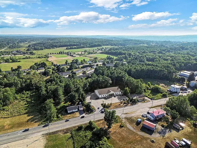 $270,000 | 304 Eastern Avenue, Augusta, ME 04330