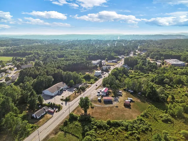 $270,000 | 304 Eastern Avenue, Augusta, ME 04330