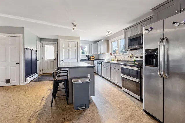 $270,000 | 304 Eastern Avenue, Augusta, ME 04330