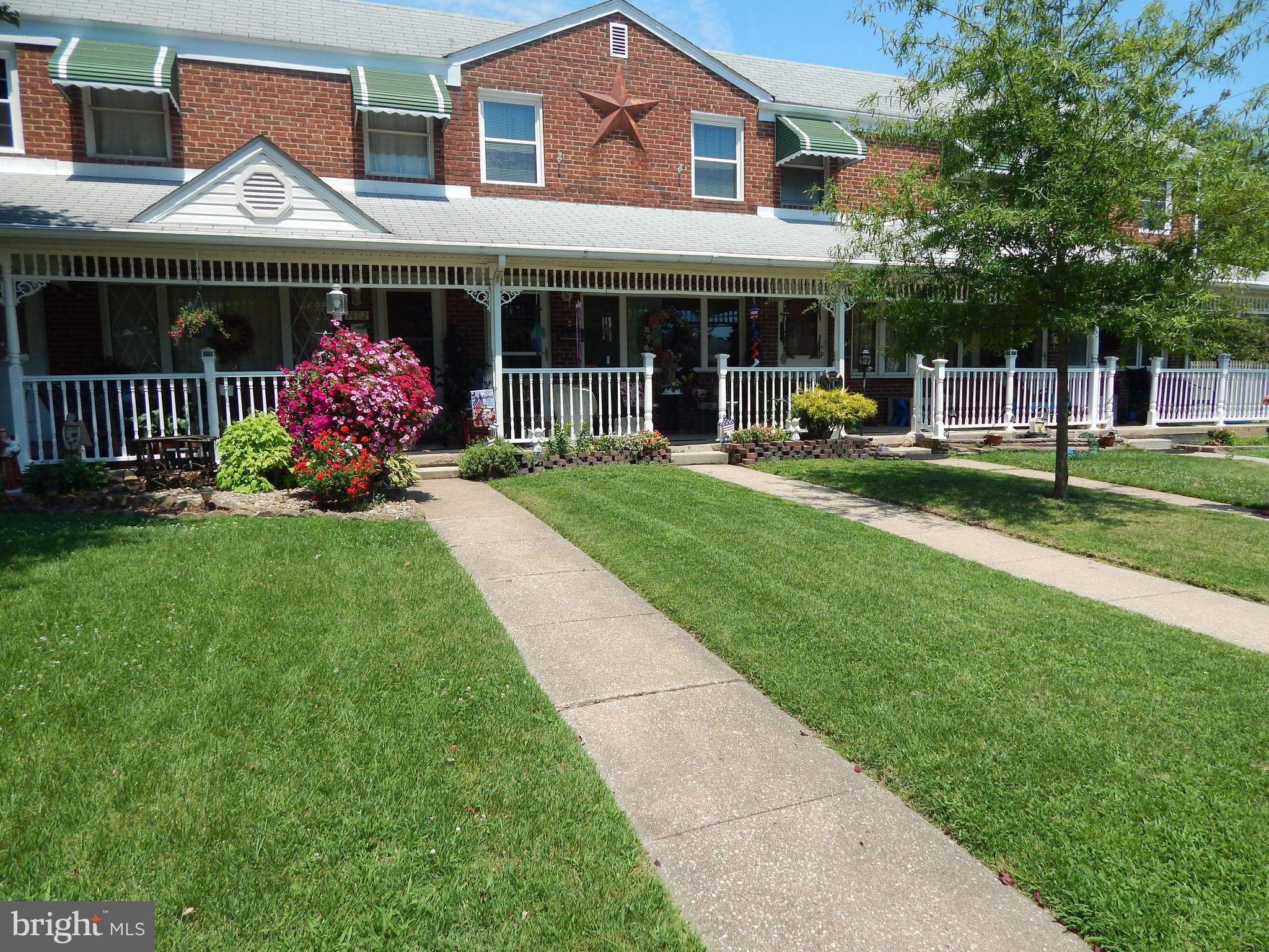7484 German Hill Road Baltimore, MD 21222 - Photo 31 of 31 Large Front Yard