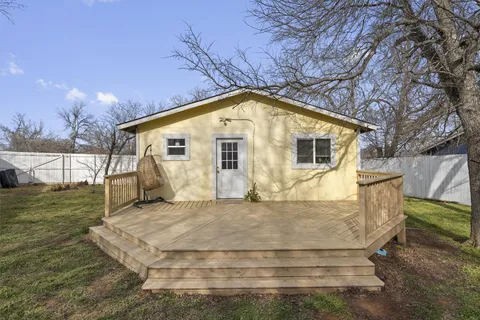 $189,000 | 121 Jackson Street, Elgin, TX 78621