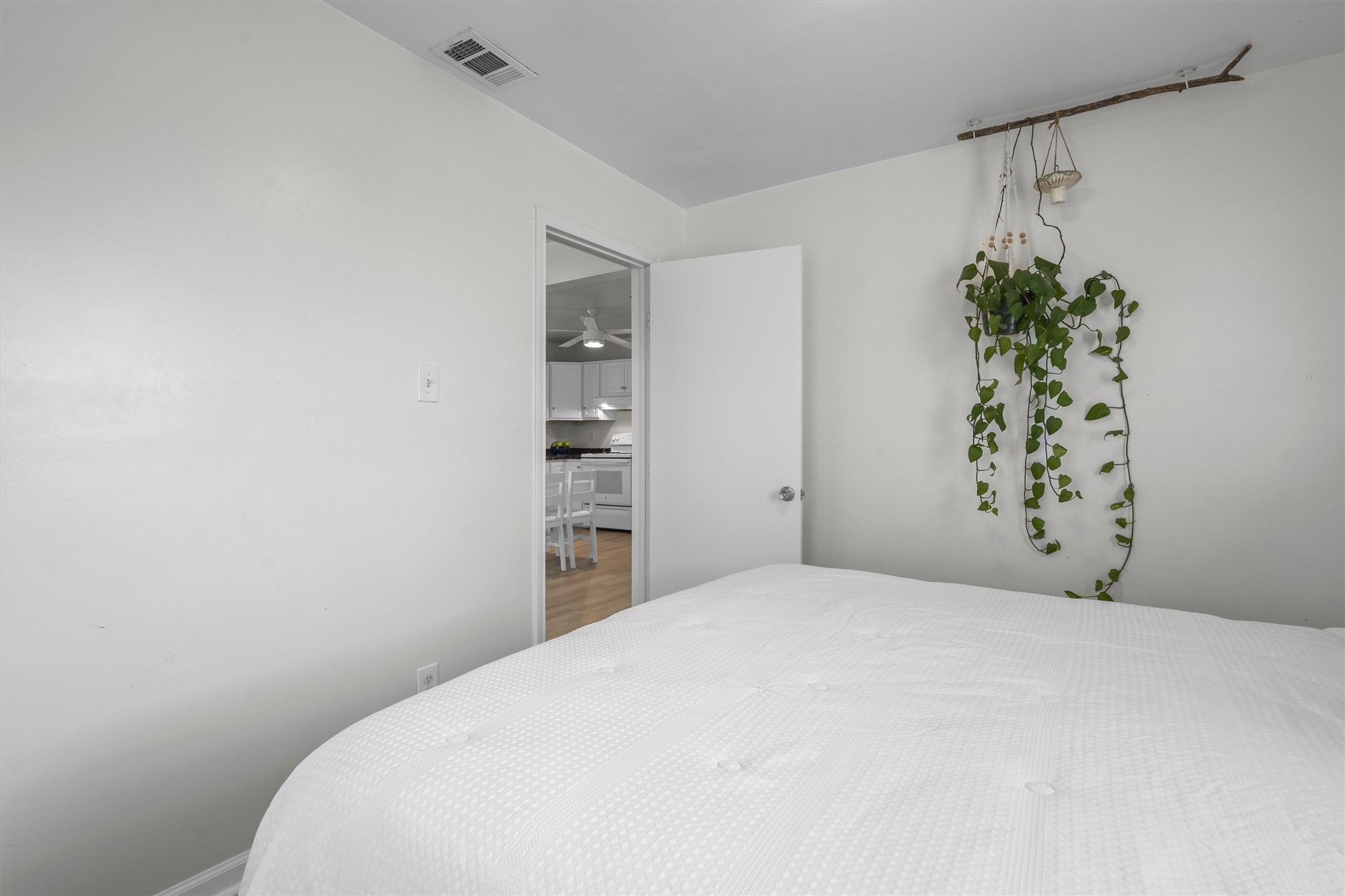 121 Jackson Street Elgin, TX 78621 - Photo 15 of 26