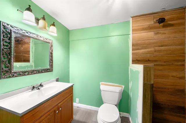 a view of an entrance