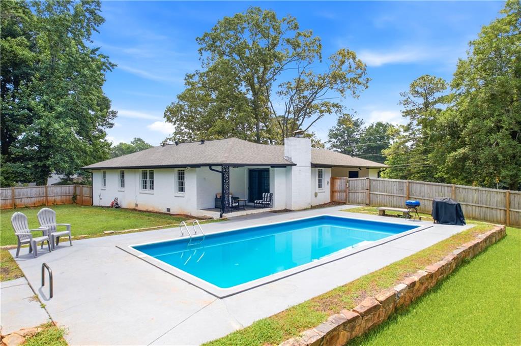 244 Church Road Southwest Marietta, GA 30060 - Photo 2 of 34