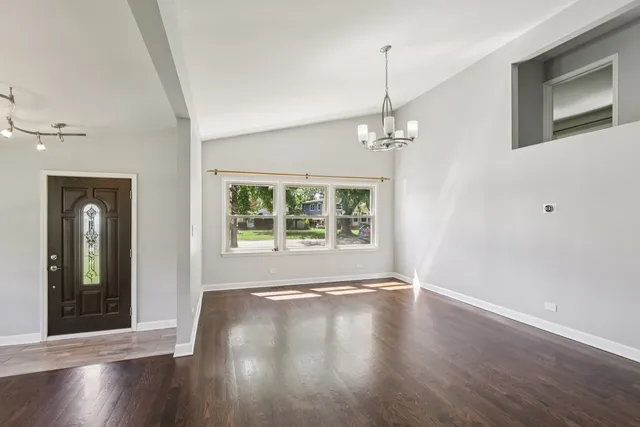 $469,000 | 195 7th Street, Wheeling, IL 60090