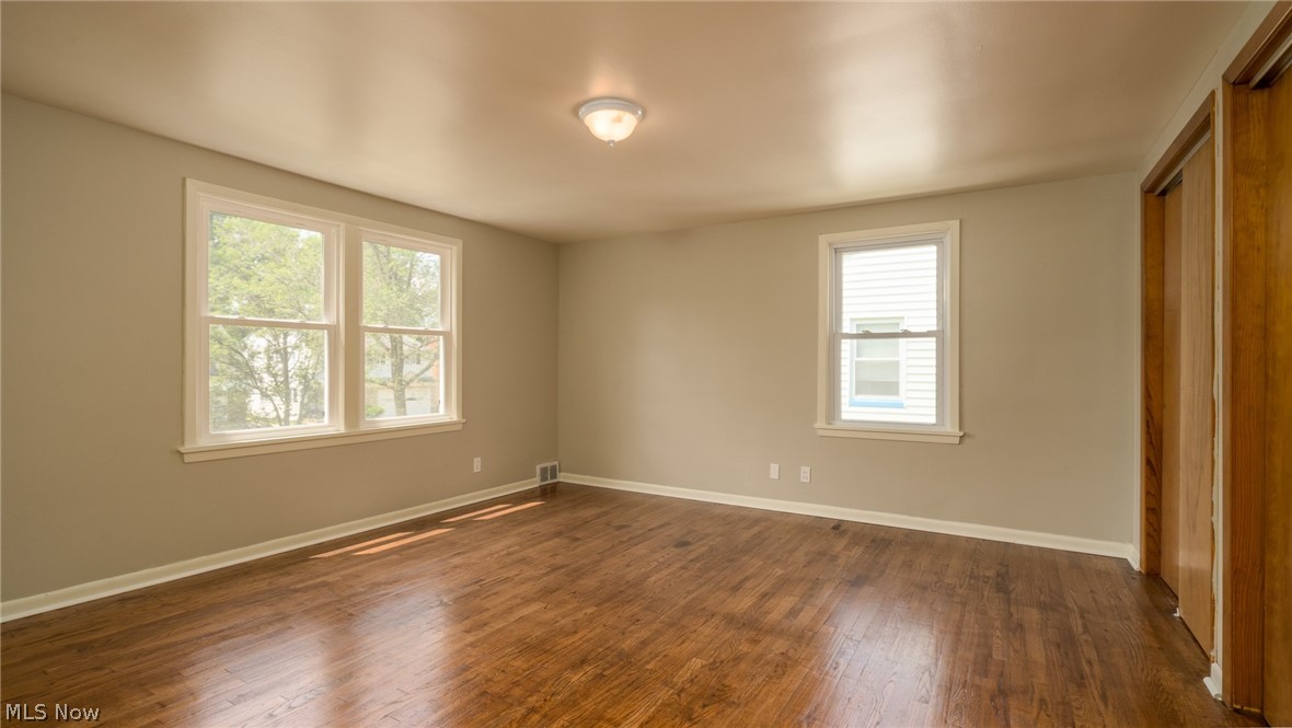 3811 Berkeley Road Cleveland Heights, OH 44118 - Photo 2 of 25