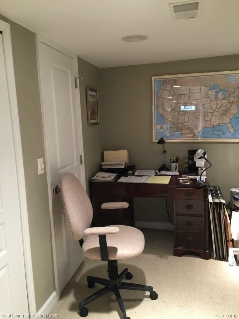 188 Texas Avenue Rochester, MI 48309 - Photo 17 of 31 OFFICE