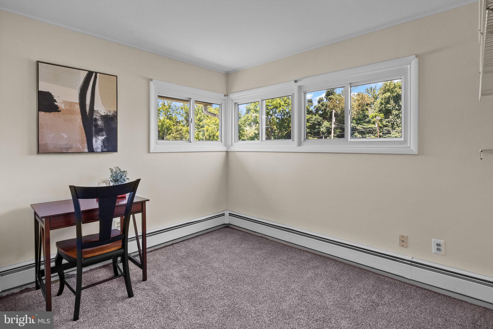 83 Towpath Road Levittown, PA 19056 - Photo 14 of 24 1st Floor Bedroom
