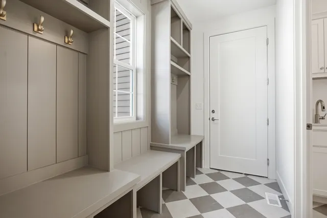 $589,900 | 305 Harpers Ferry, Savoy, IL 61874