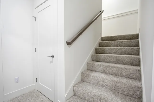 $589,900 | 305 Harpers Ferry, Savoy, IL 61874