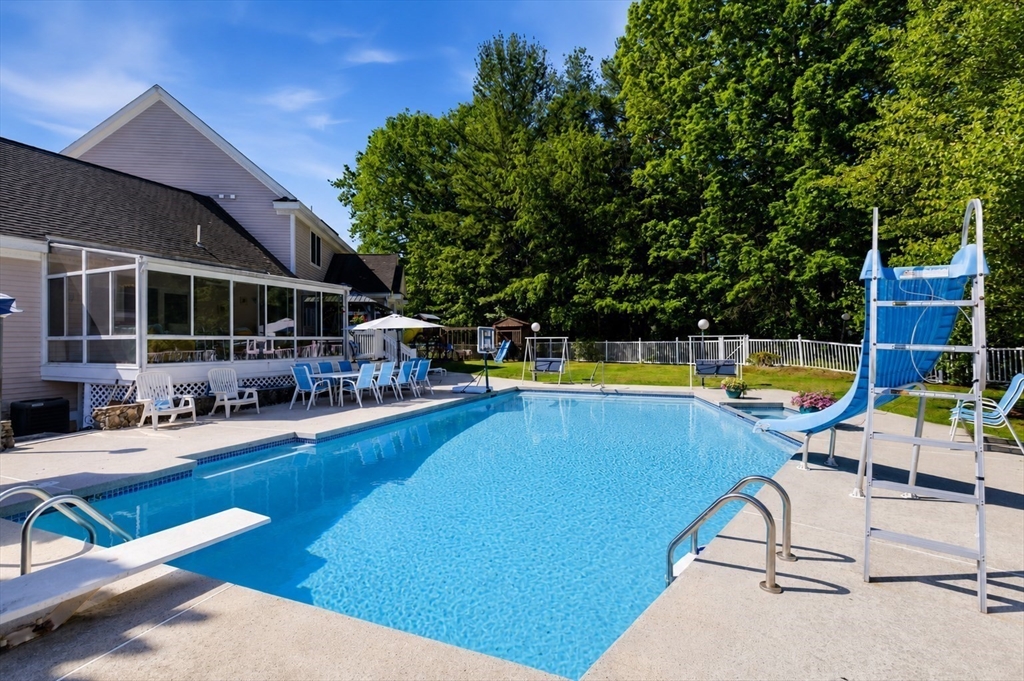 15 Long Pasture Road North Andover, MA 01845 - Photo 5 of 42