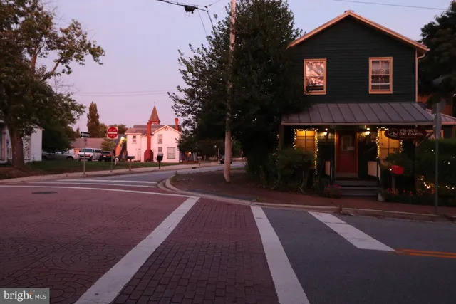 $470,000 | 10 Genevieve Court, Stevensville, MD 21666