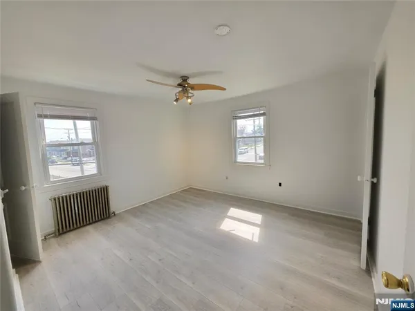 $2,300 | 683 Kingsland Avenue, Lyndhurst, NJ 07071