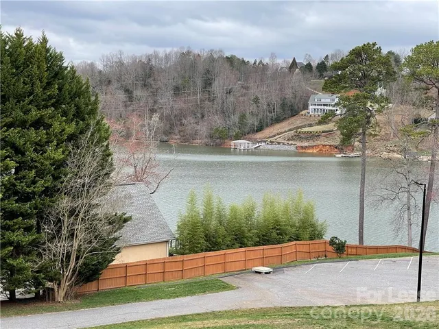 $1,100 | 1050 21st Avenue Northwest, Unit 91, Hickory, NC 28601