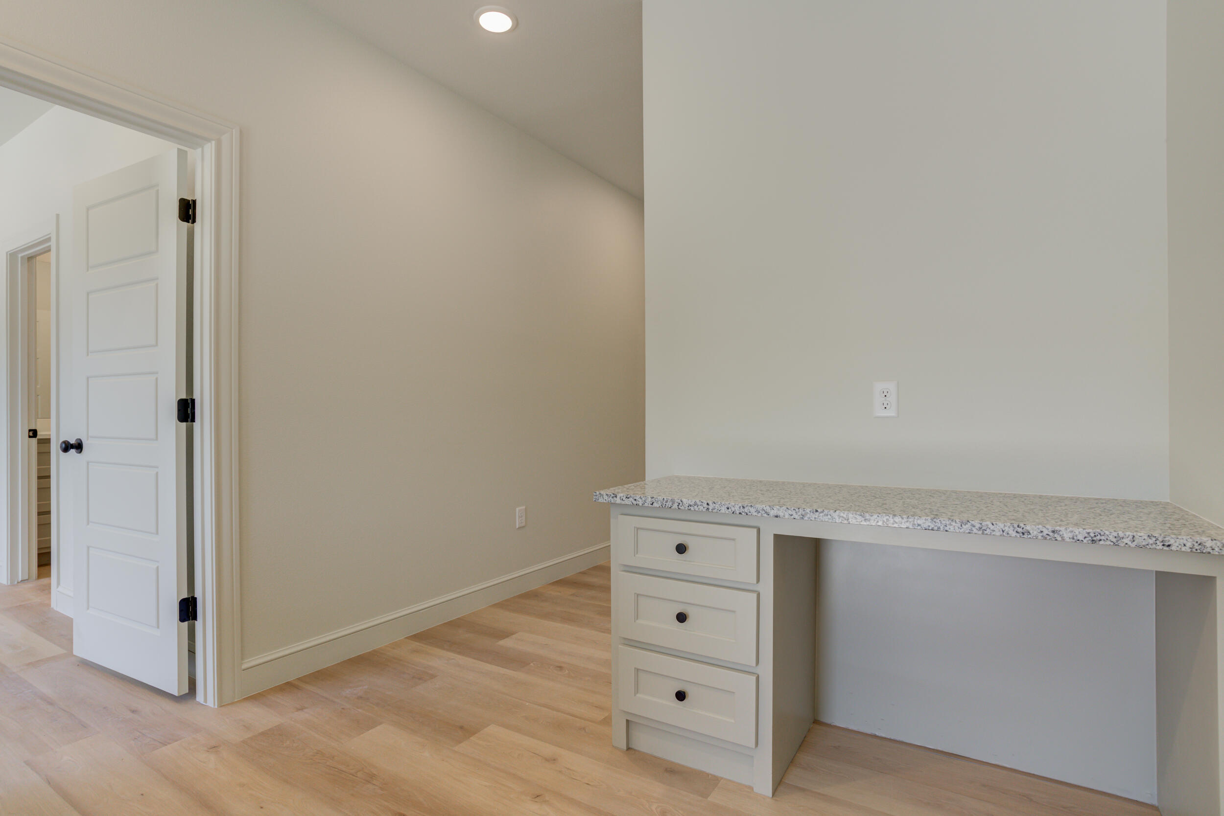 3423 24th Street Lubbock, TX 79410 - Photo 18 of 18 IMG_9077