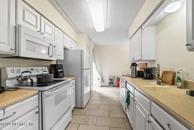 $130,000 | 3401 Townsend Boulevard, Unit 408, Jacksonville, FL 32277