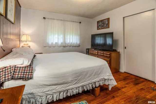 $132,500 | 301 South Orchard Drive, Carbondale, IL 62901