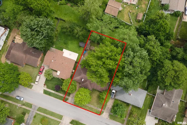 $132,500 | 301 South Orchard Drive, Carbondale, IL 62901