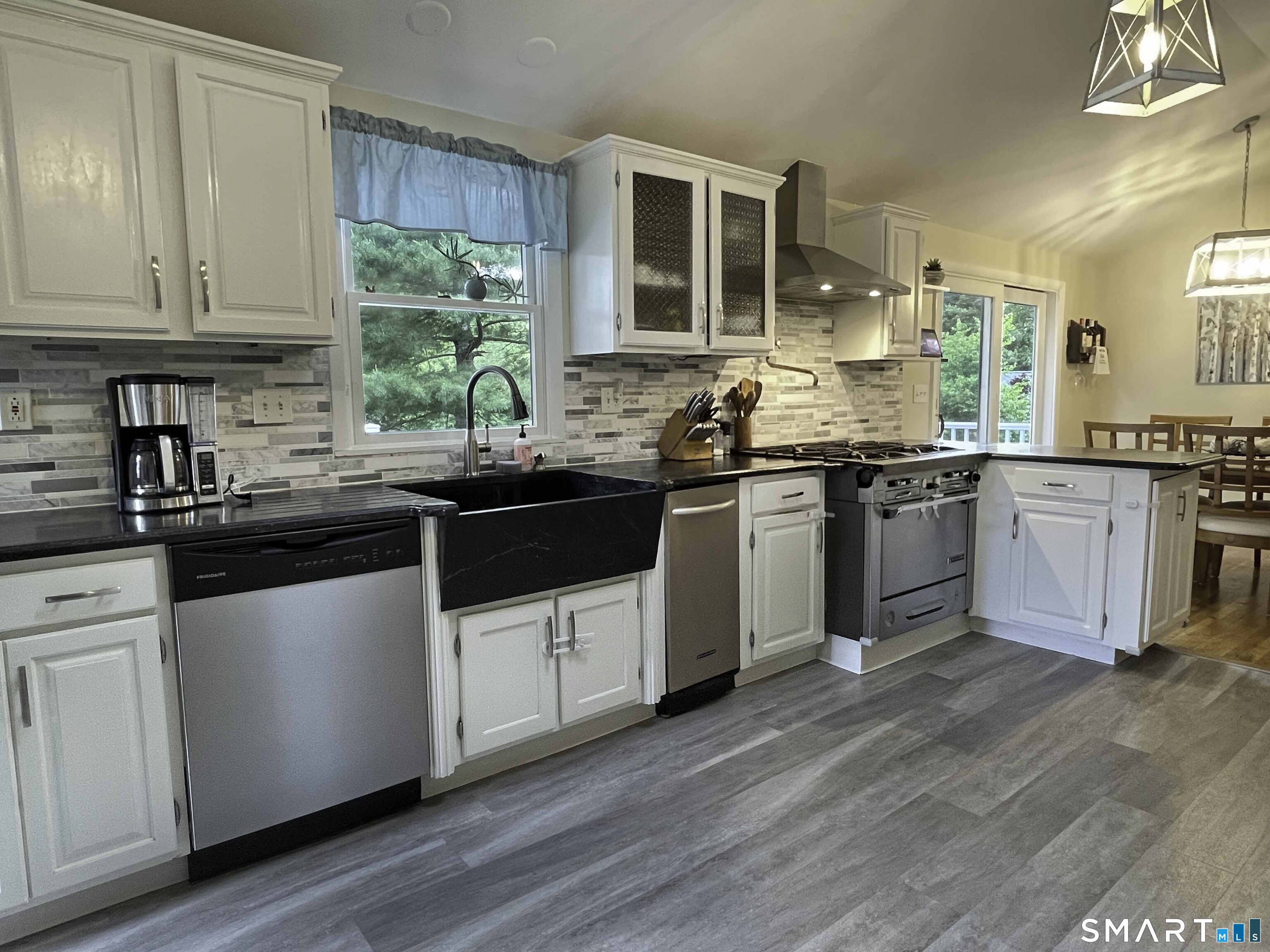 5 Sycamore Lane Brookfield, CT 06804 - Photo 7 of 25 Farmhouse Sink, Soapstone Countertop, Tile Backsplash, Range Hood.