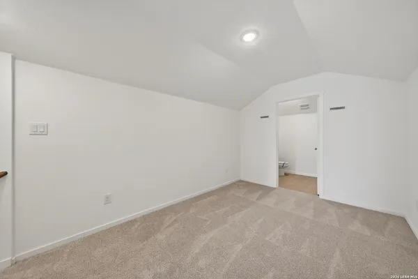 $1,195 | 5023 Primrose Avenue, Converse, TX 78109