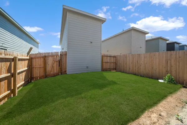 $1,195 | 5023 Primrose Avenue, Converse, TX 78109