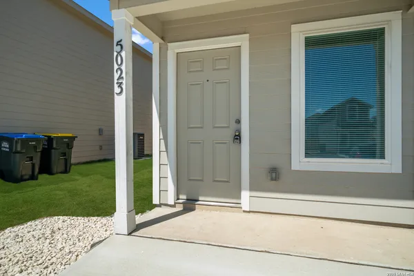 $1,195 | 5023 Primrose Avenue, Converse, TX 78109