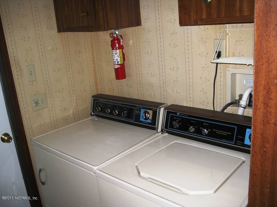 127 Raleigh Avenue Satsuma, FL 32189 - Photo 12 of 16 IMG_4095