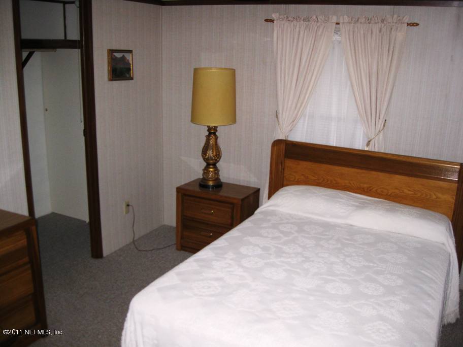127 Raleigh Avenue Satsuma, FL 32189 - Photo 14 of 16 IMG_4097
