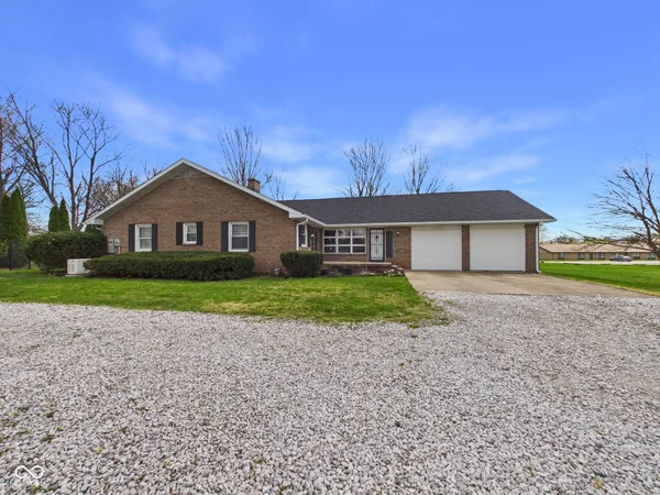 $330,000 | 1925 Lindberg Road, Anderson, IN 46012