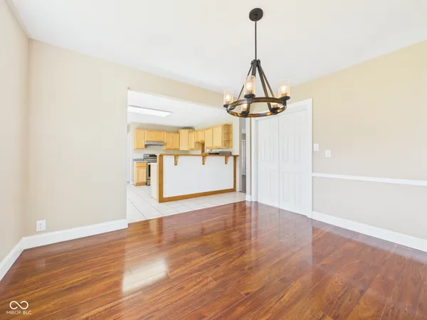 $330,000 | 1925 Lindberg Road, Anderson, IN 46012