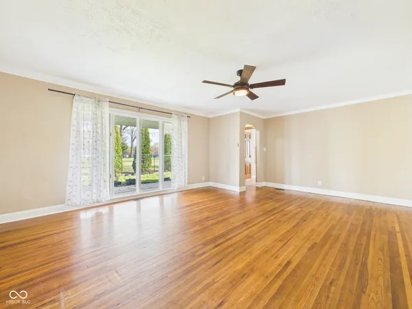 $330,000 | 1925 Lindberg Road, Anderson, IN 46012