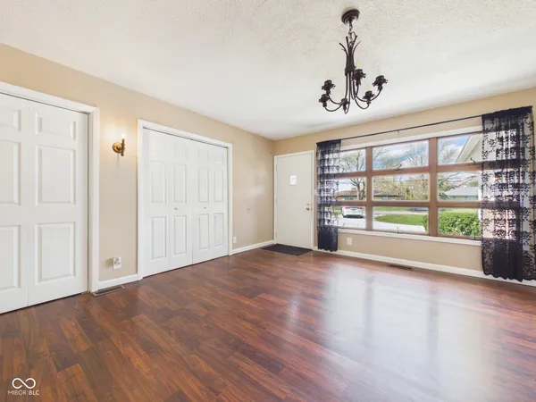 $330,000 | 1925 Lindberg Road, Anderson, IN 46012